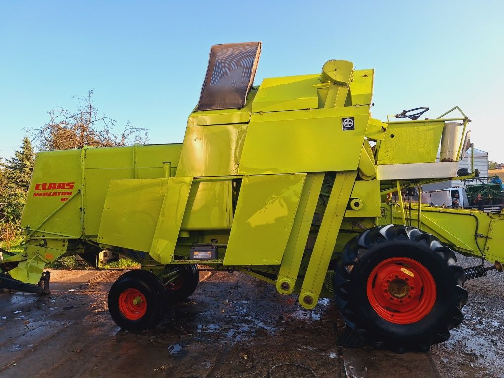 Kombajn zbożowy Claas Mercator 60 class nie john deere