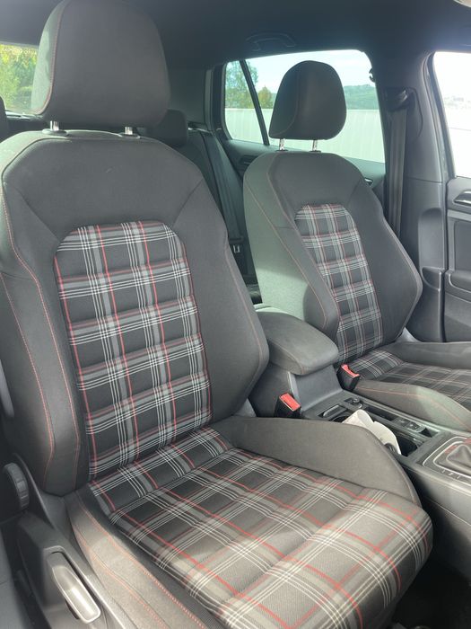 VW Golf 2.0 TSI GTi DSG Performance
