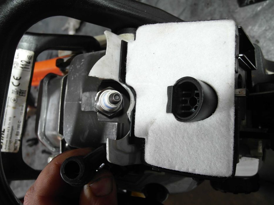 STIHL MS 180 стан нової, без проблем