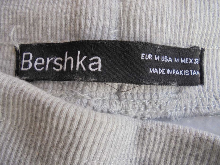 calças de homem da marca Bershka