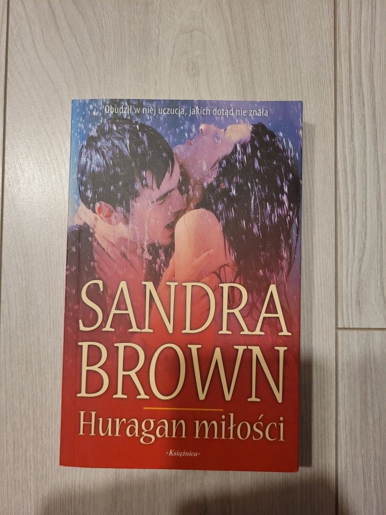 Książka "Huragan miłości" Sandra Brown