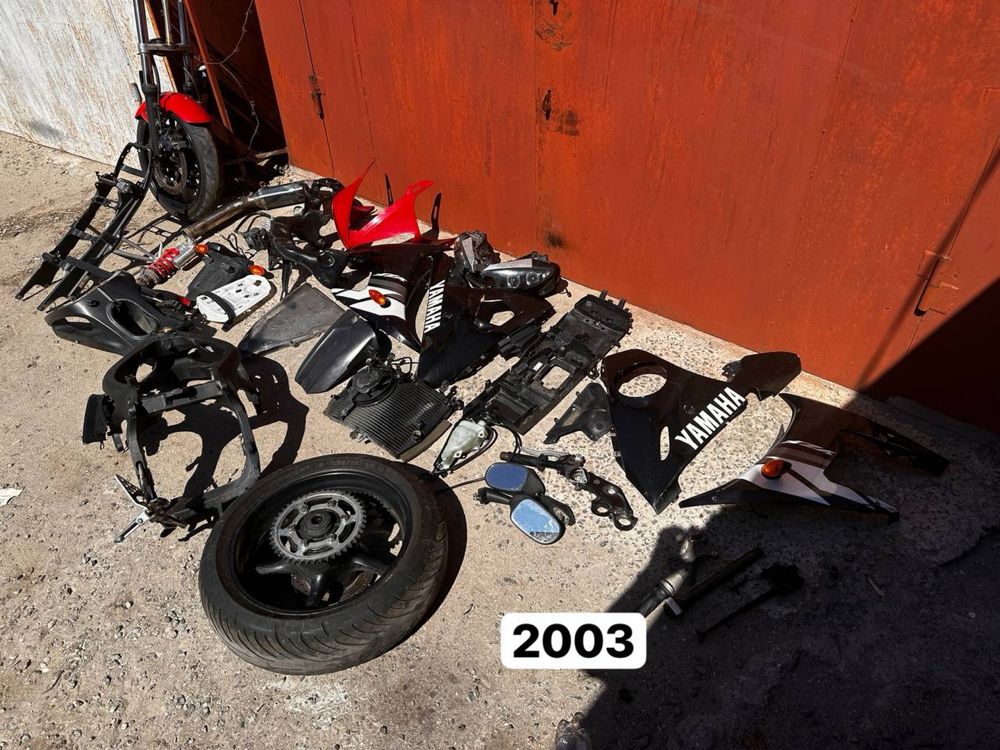 Разбор Yamaha R6 2003 и 2001