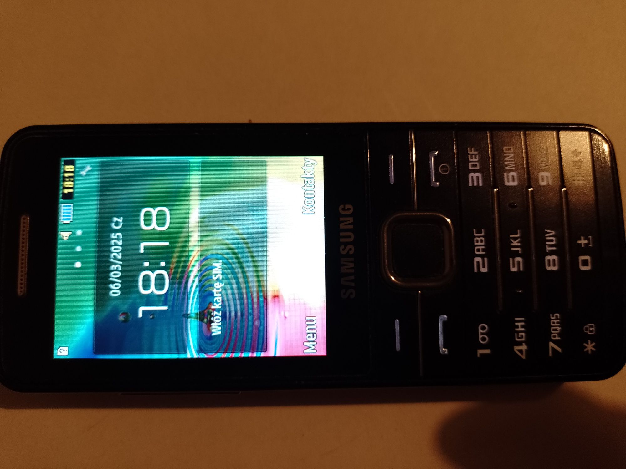 Telefon Samsung GT-S5611