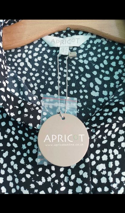 Asymetryczna tunika sukienka z ozdobnym paskiem