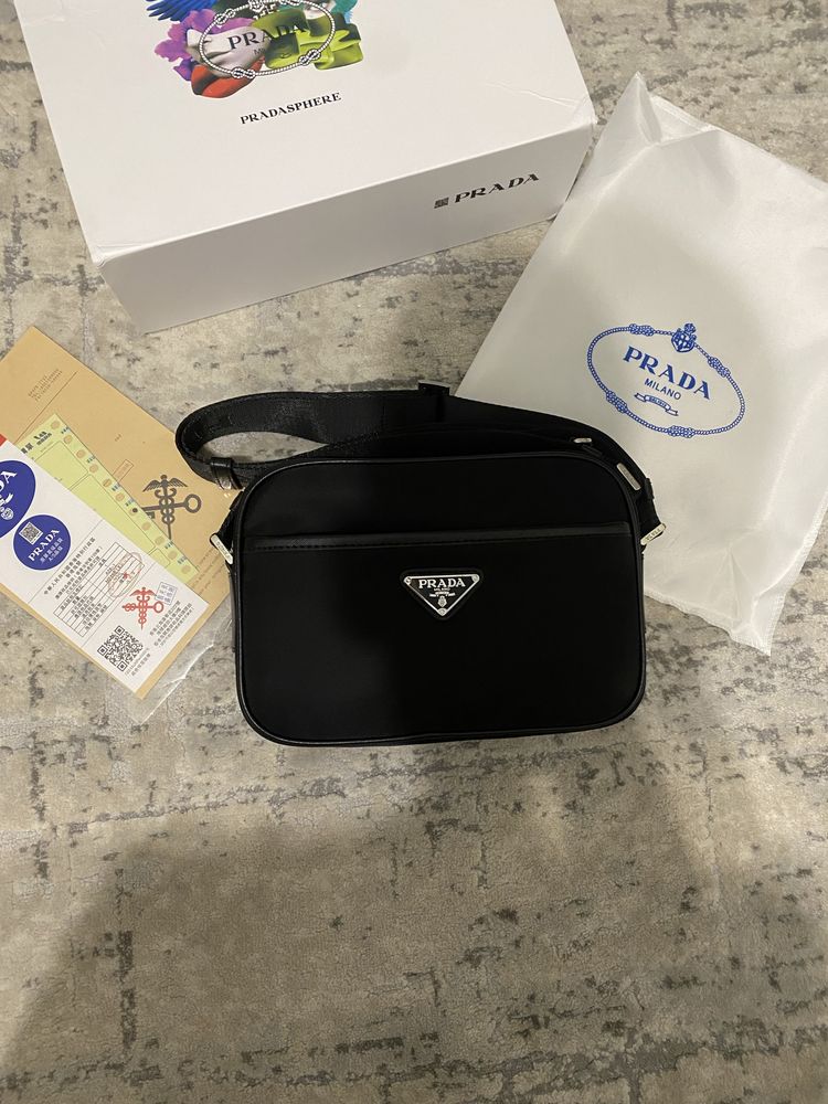 Сумка/месенджер Prada