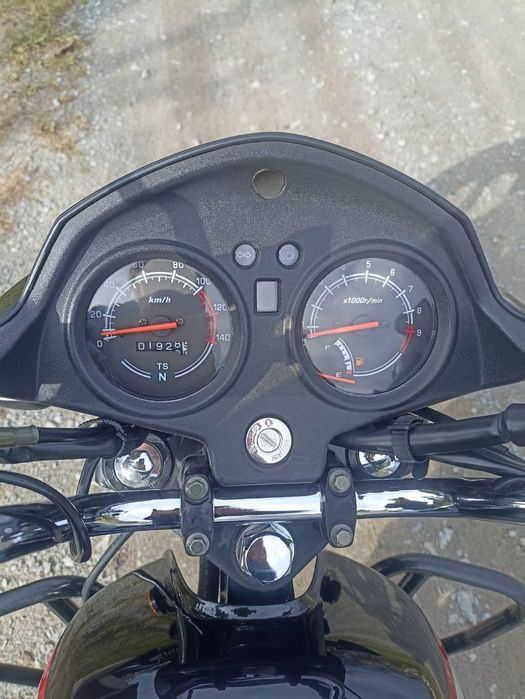 Мотоцикл Lifan btr 200