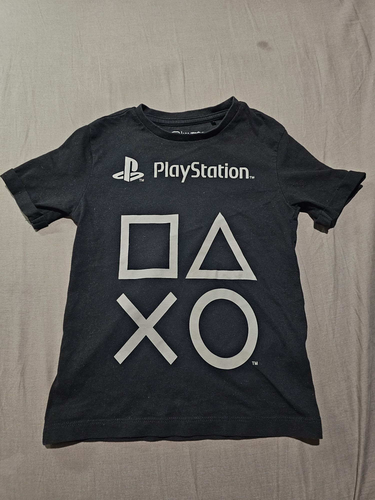 Tshirt play station reserved 116