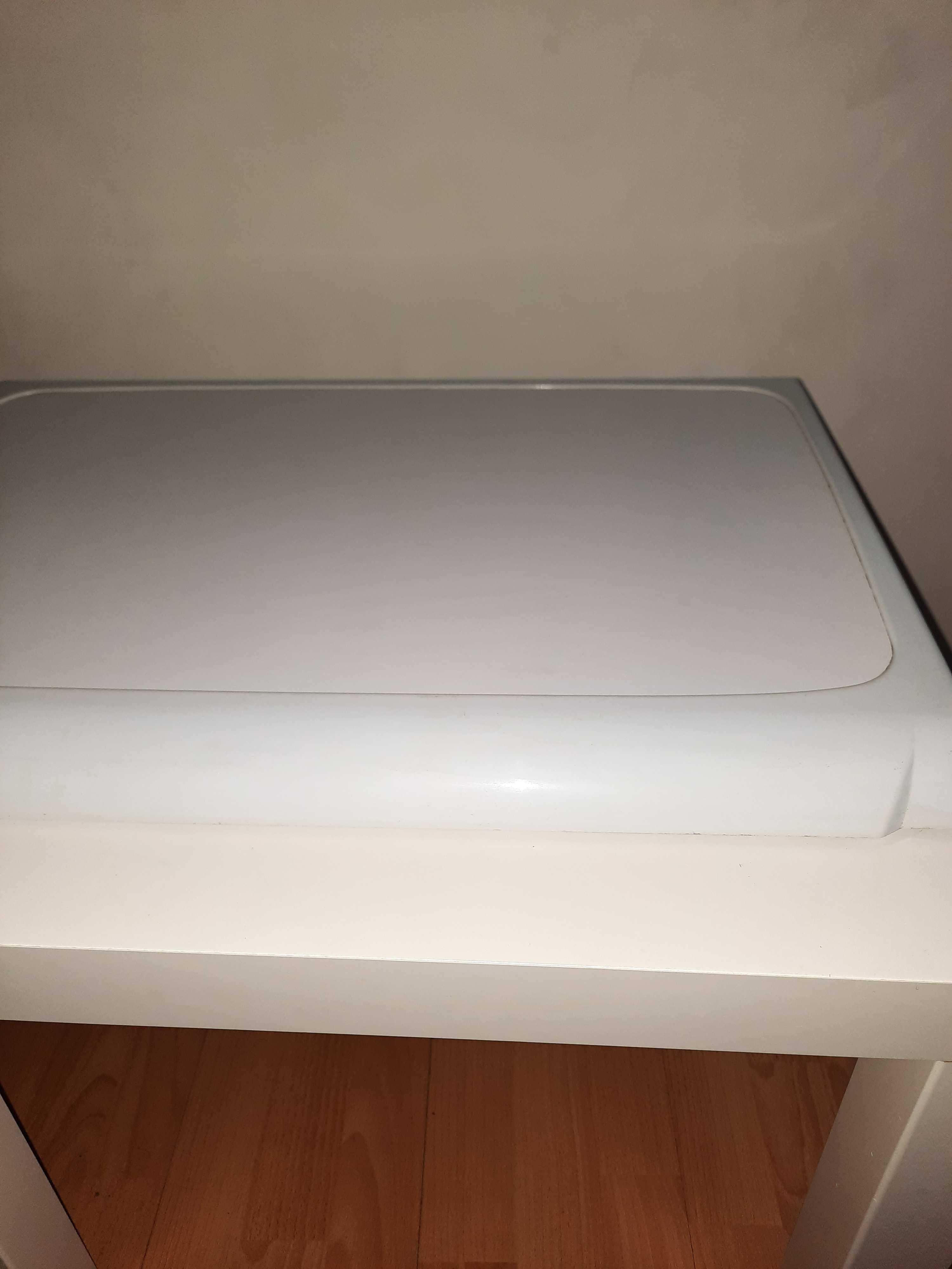 pokrywa pralki Indesit IWSC 4105