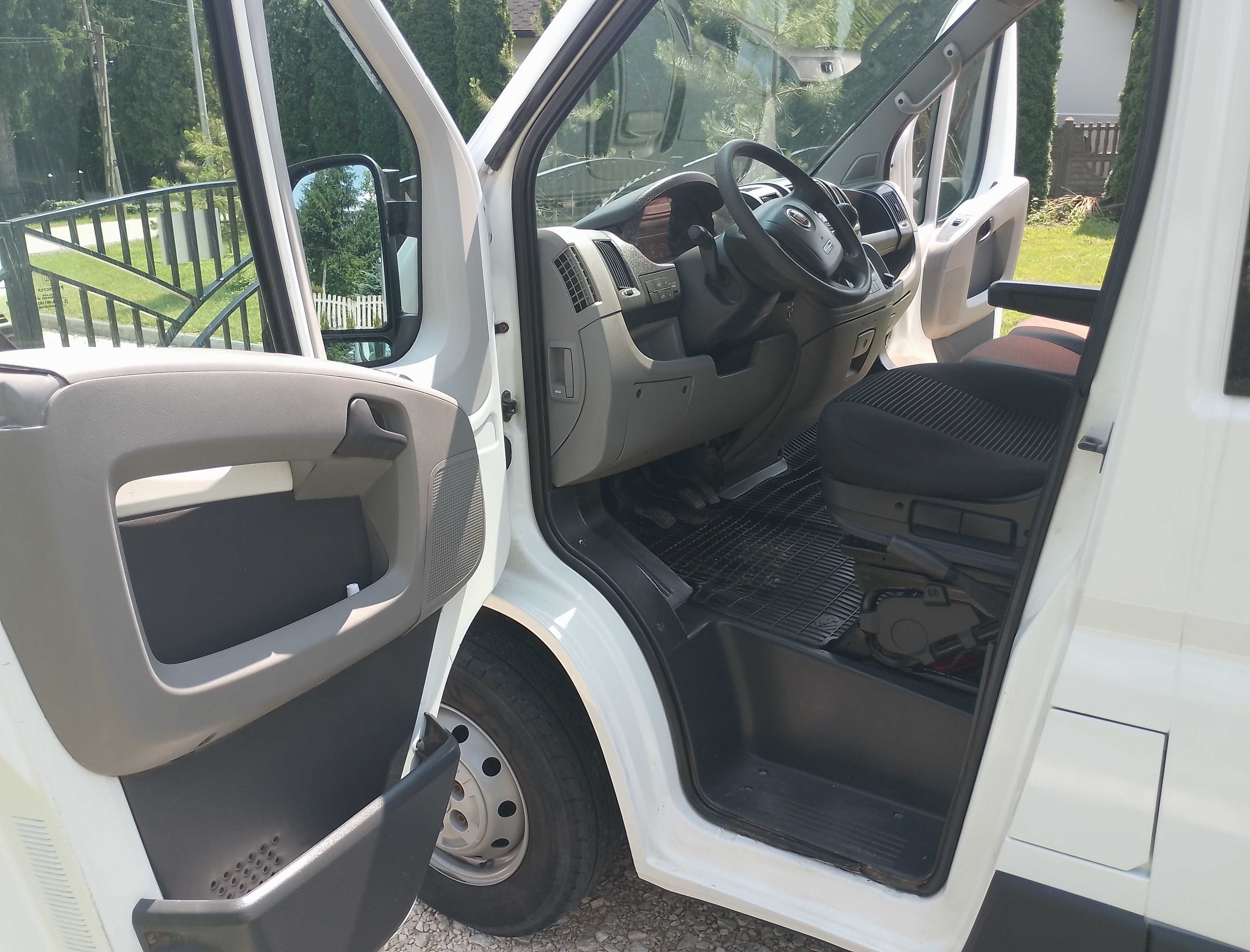 Fiat Ducato 2.2 L2 H2 Hak Klima 3 osobowy przeszklony