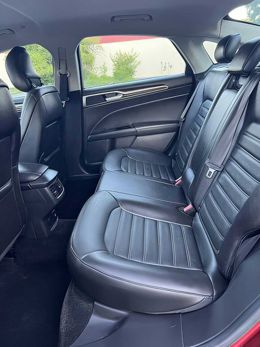 Ford Fusion      2014