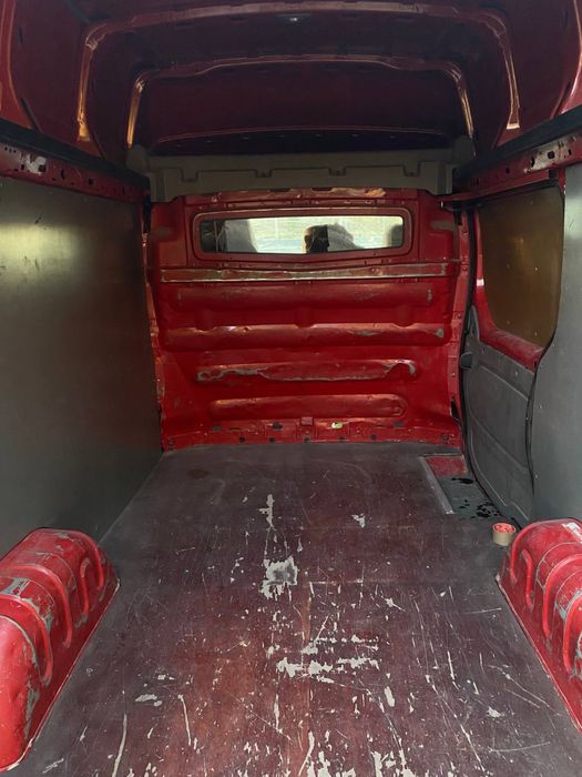 Opel Vivaro груз