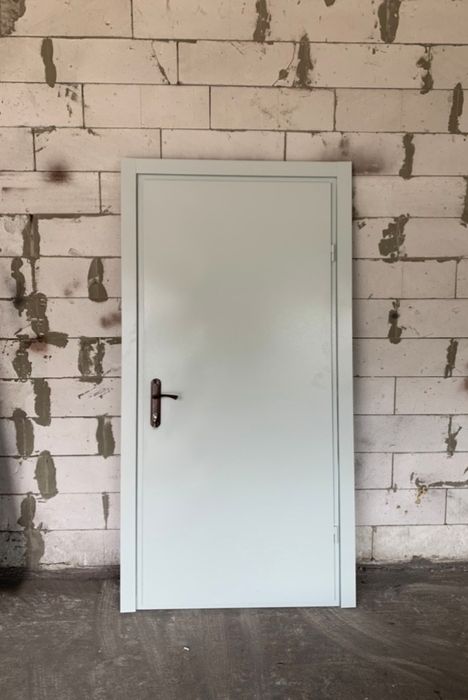 Двери входные утеплённые стальные (тамбурные, подъездные, технические)