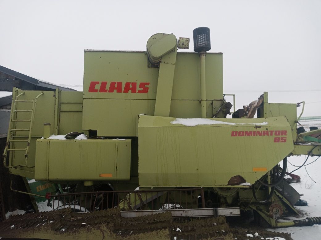 Claas dominator 85 części  glowica chłodnica  mercedes 6 om 352
