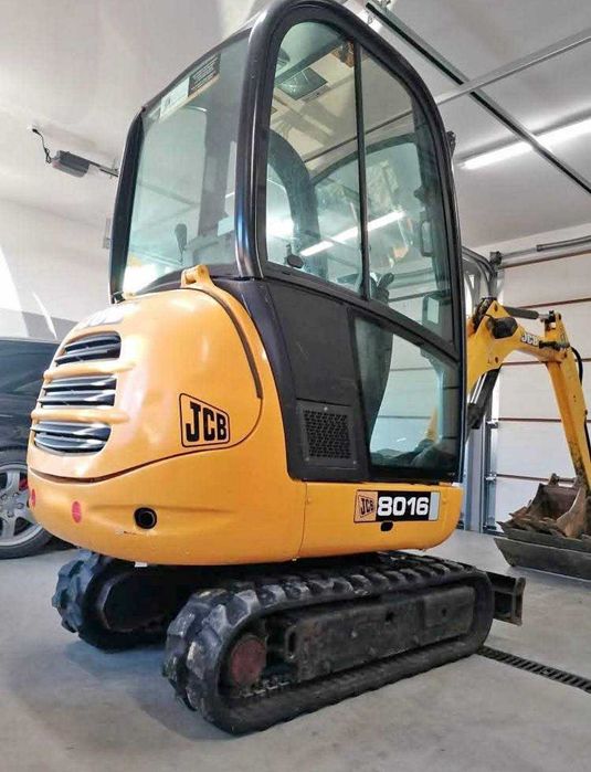 Minikoparka JCB 8016