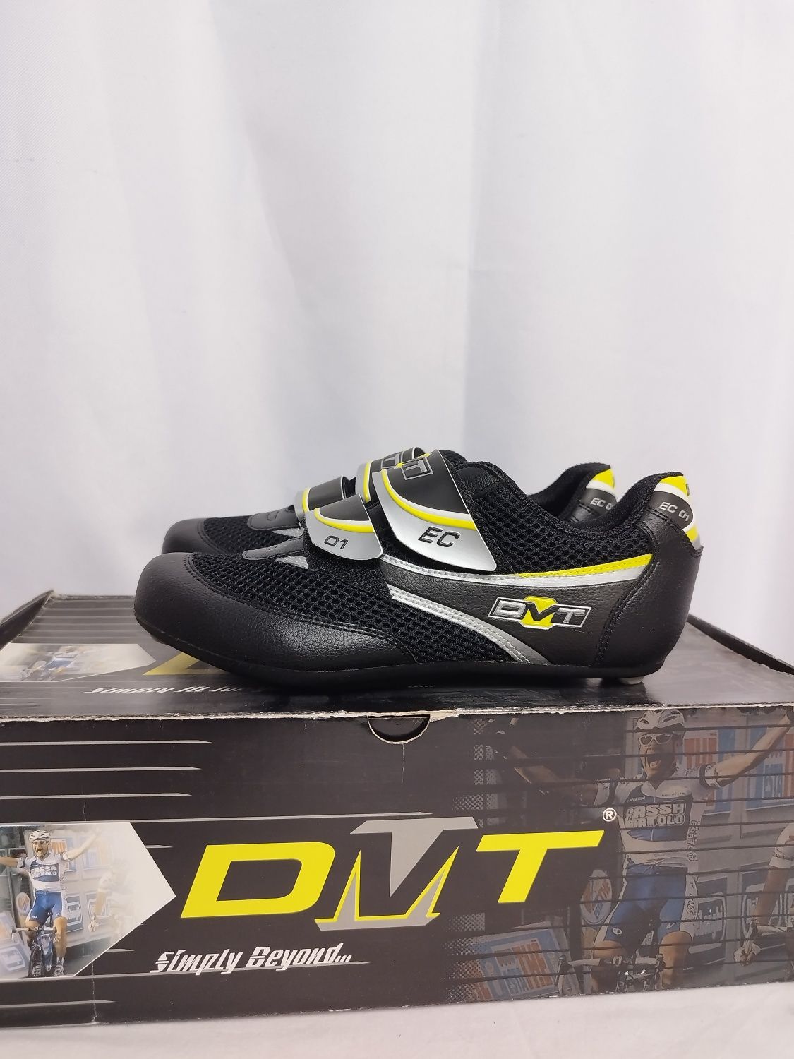 Nowe buty na rower szosowy DMT rozmiar 37 SPDSL