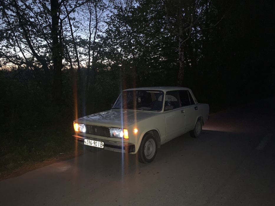 Продам ваз 2105 1981р.