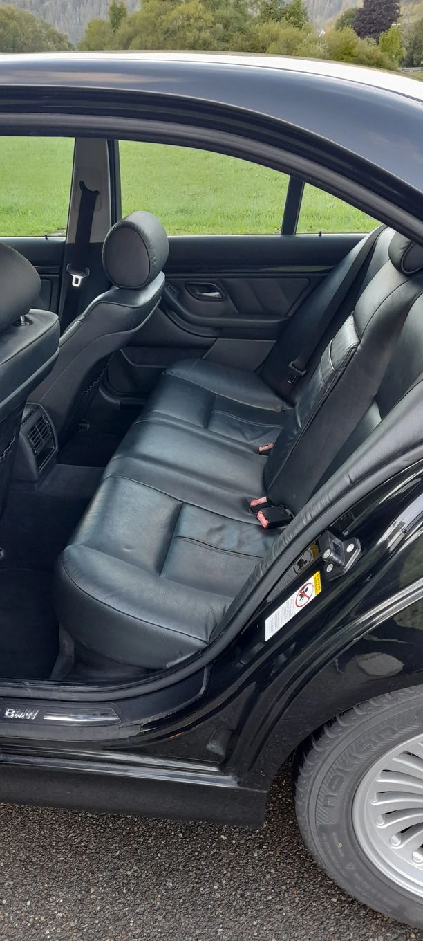 BMW Seria 5 BMW E39 525iA Automatik