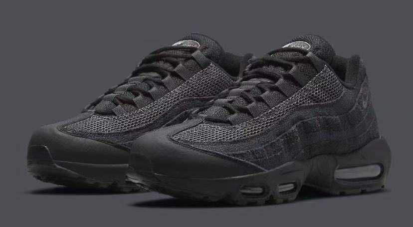 Nike Air Max 95 EssentialTriple Black R.38
