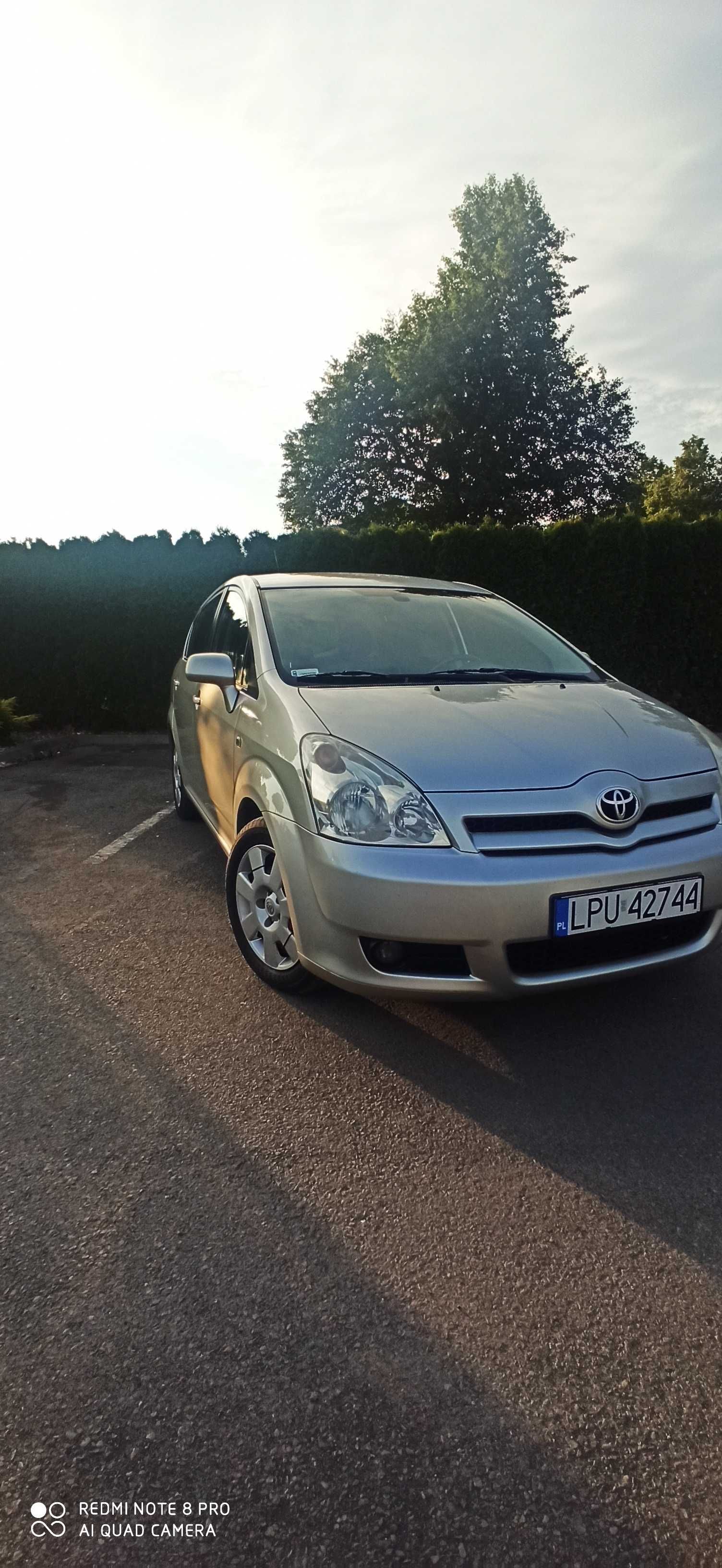 Samochód Toyota Corolla Verso