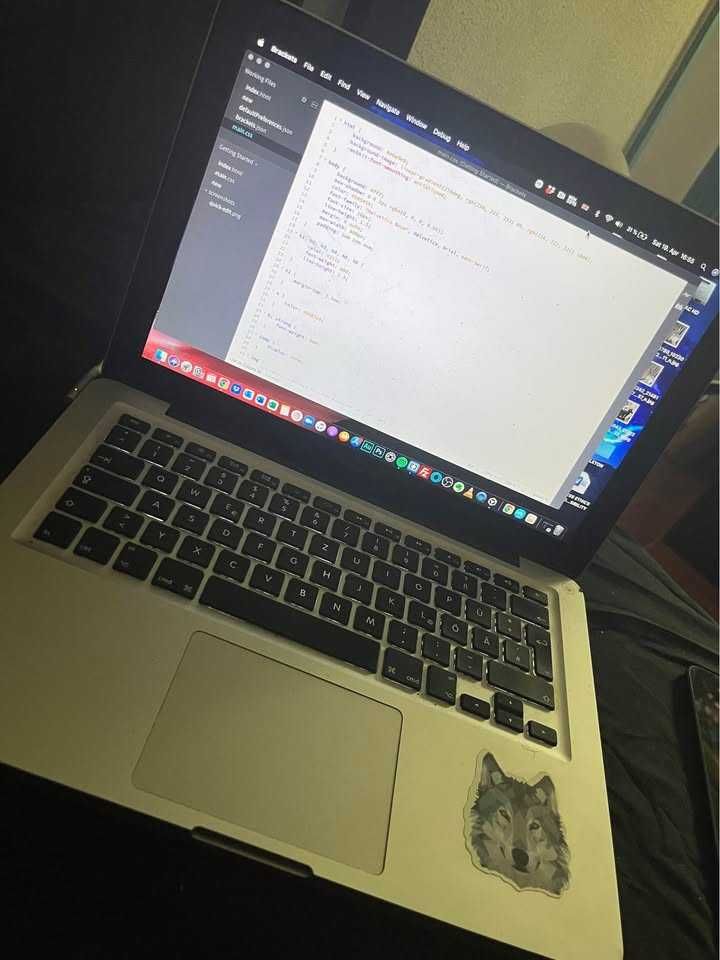MacBook Pro (2012 i5) + iPad (Gen 2)