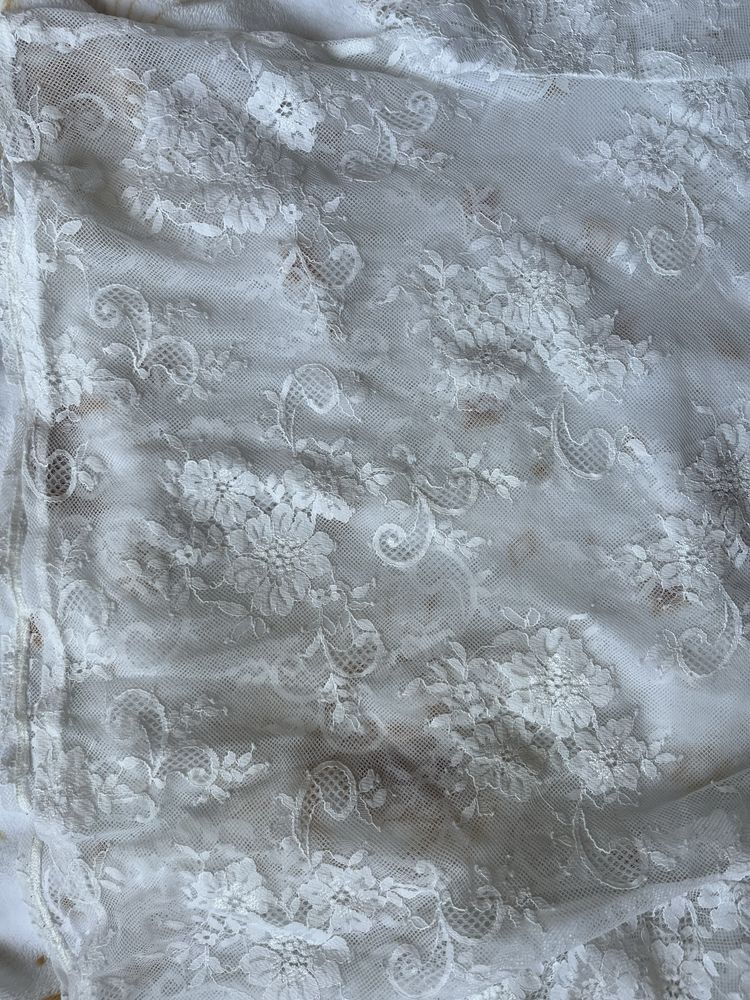 Koronkowy crop top