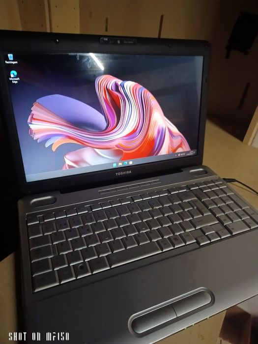 Toshiba  l500  c850  e  Hp dv6 150€ conjunto