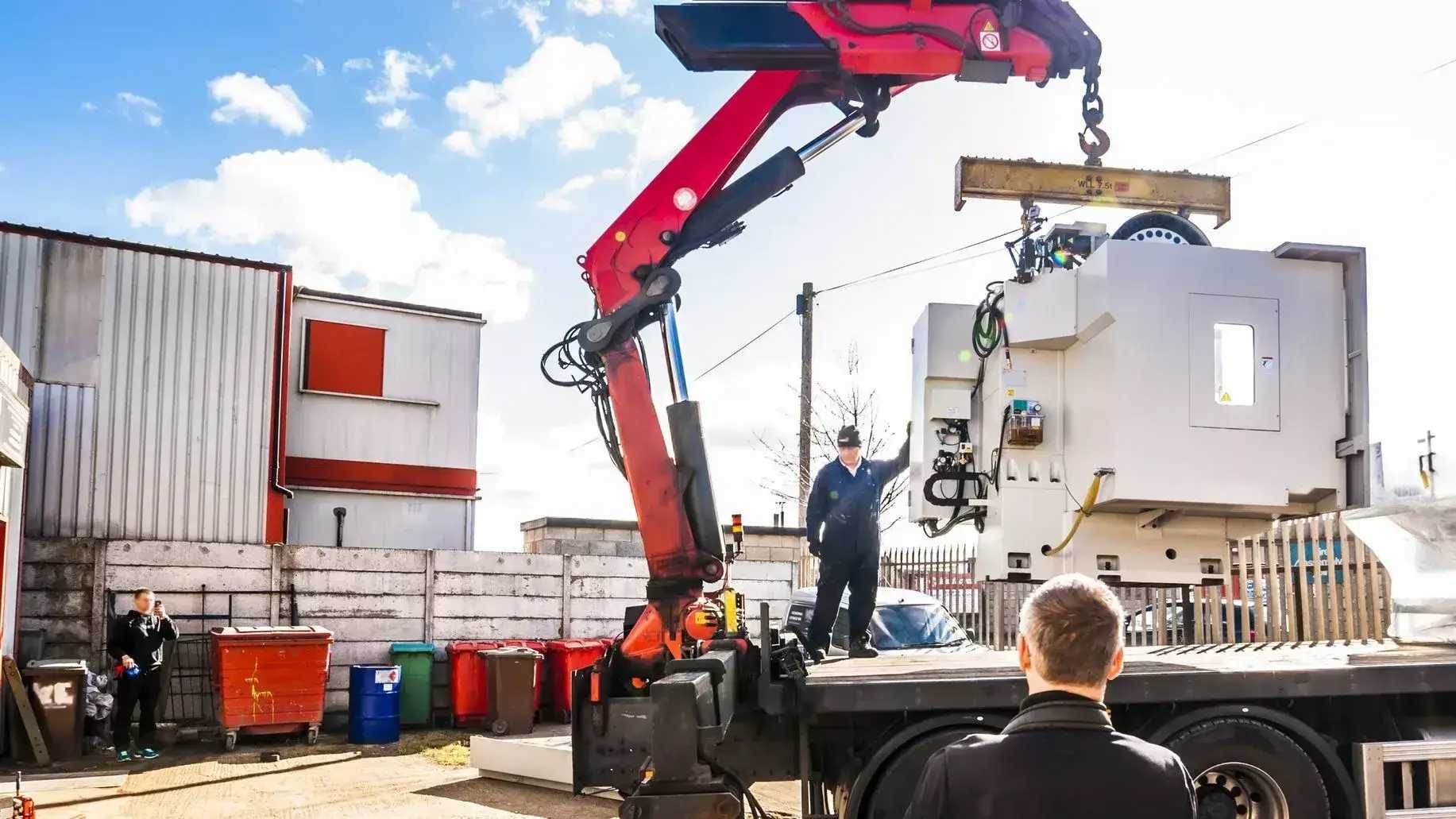 Usługi HDS, Transport Kontenerów, Szamb, Palet i materiałów sypkich