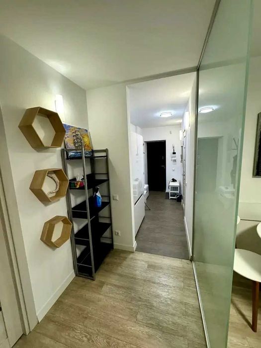 Пропонується в довготривалу оренду квартира на Подолі.