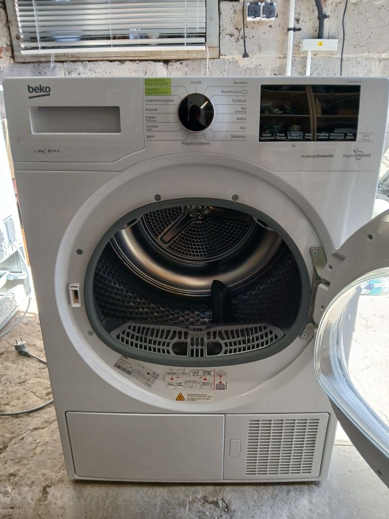 Suszarka do ubrań Beko DH8536