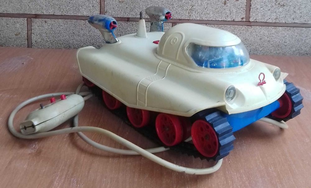 игрушка планетоход omega presu 60-е гдр ссср