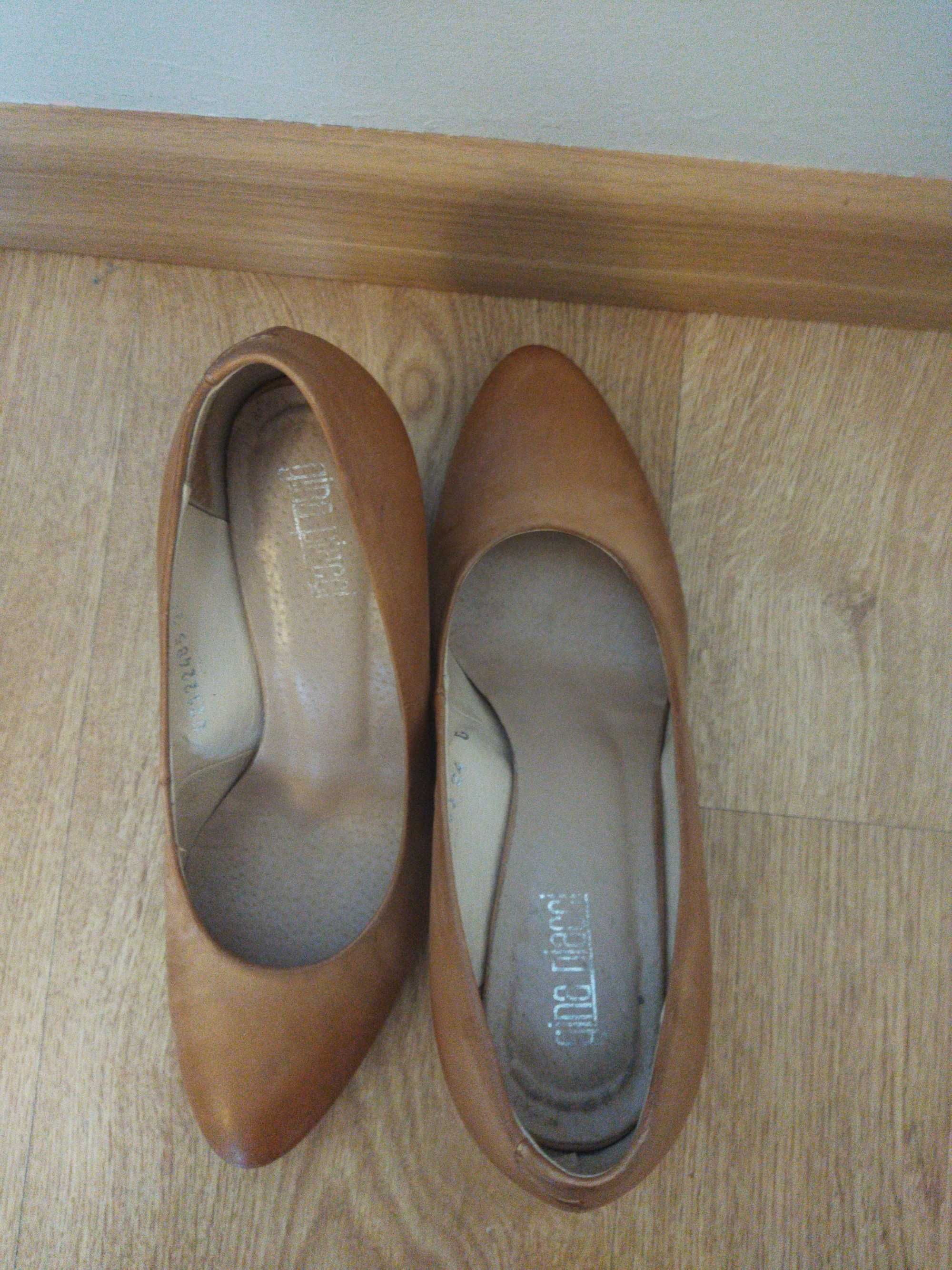 Buty czółenka szpilki Gina Piacci r. 37 skóra naturalna