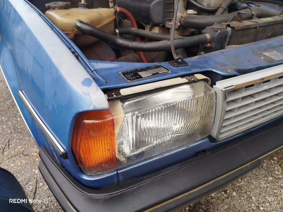 Opel Ascona 2.0 D - Peças