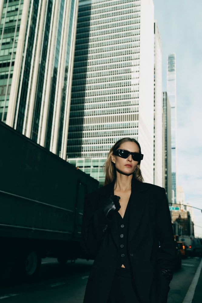Чорний піджак із вовною та внутрішнім жилетом Zara (9260/296) розмір М