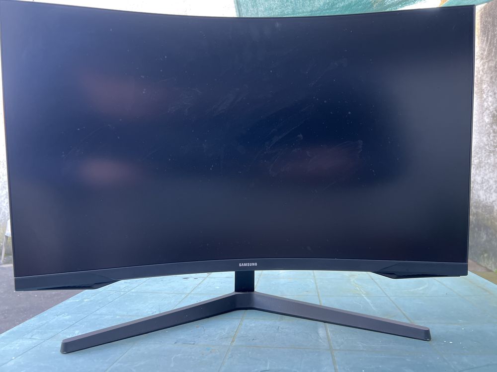 Monitor Samsung G3 - Display Danificado