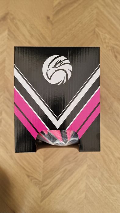 Kask rowerowy damski nowy L-XL