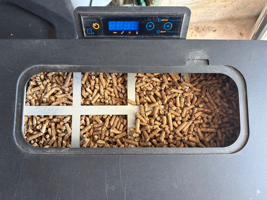Vendo salamandra de peletes