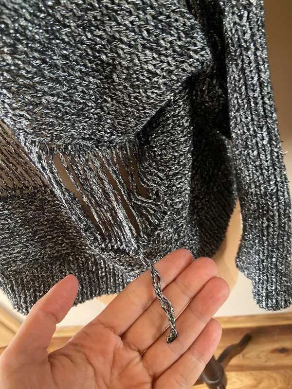 40 42 metaliczny sweter dziury nietoperz oversize srebrna nitka