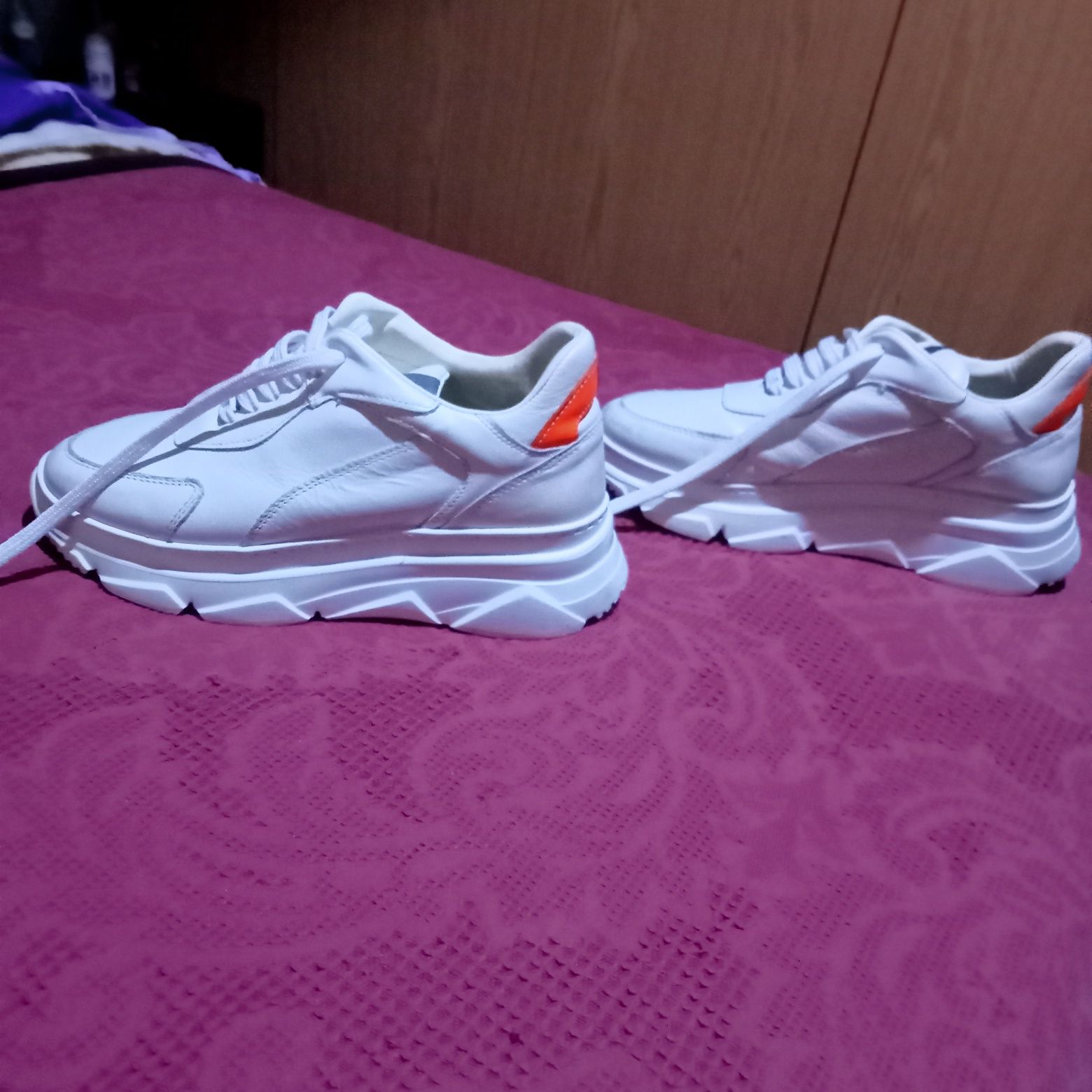 Sapatilhas de desporto se