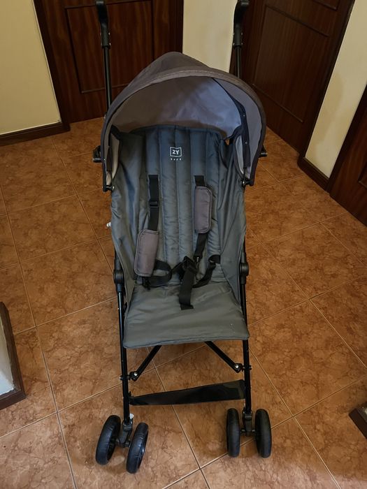 Carrinho de passeio zippy
