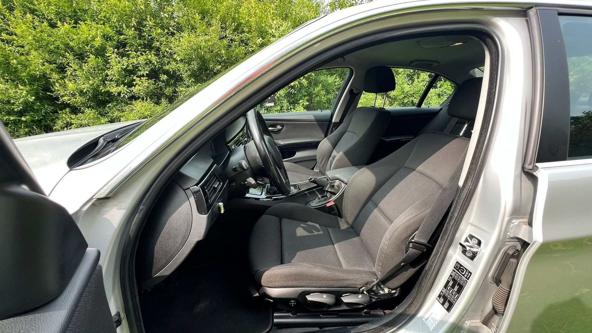 Bmw e90 lci 325i