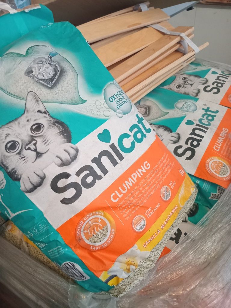 Vende se areia dos gatos 3 tipos.