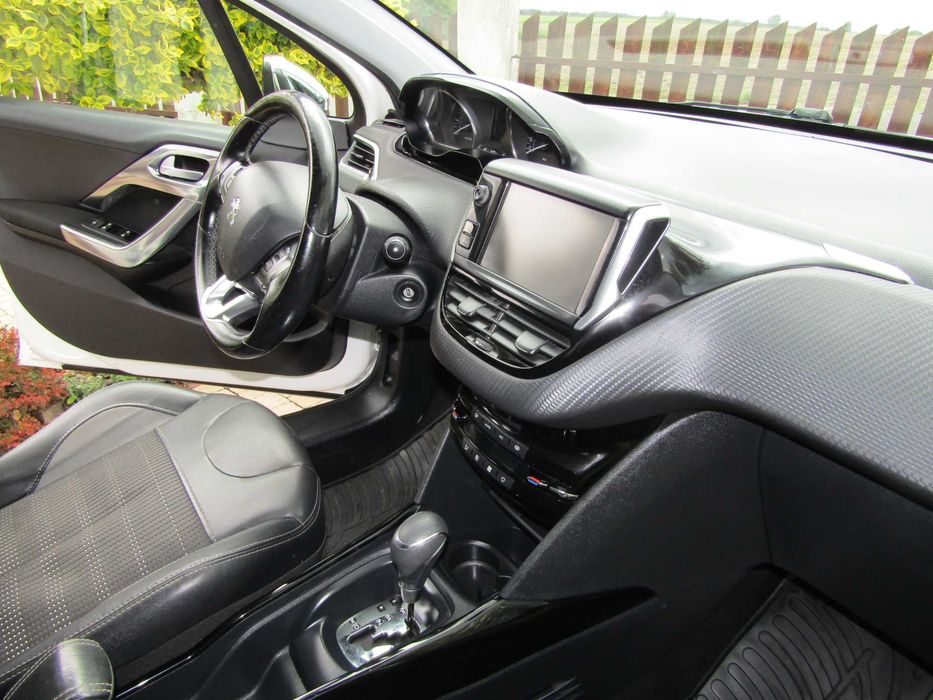 peugeot 2008 benzyna automat bogata wersja osoba prywatna