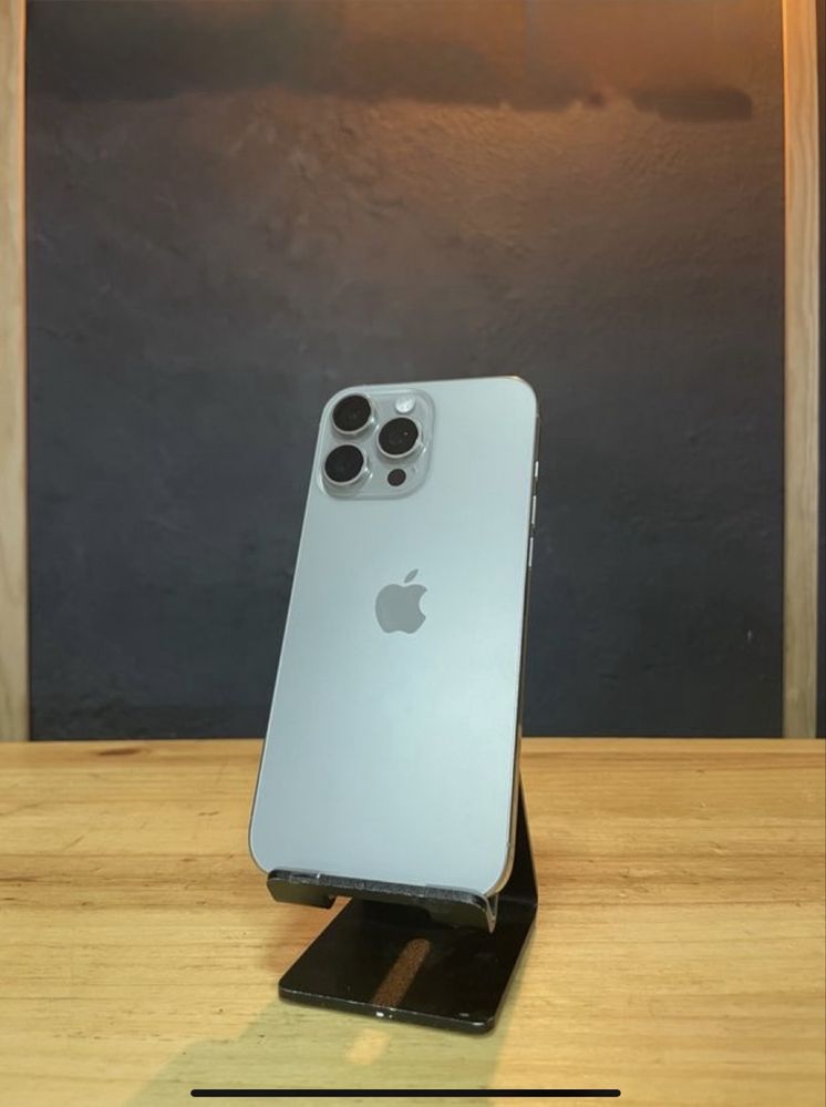 Iphone 16 pro Max 256Gb titanio Natural novo com garantia