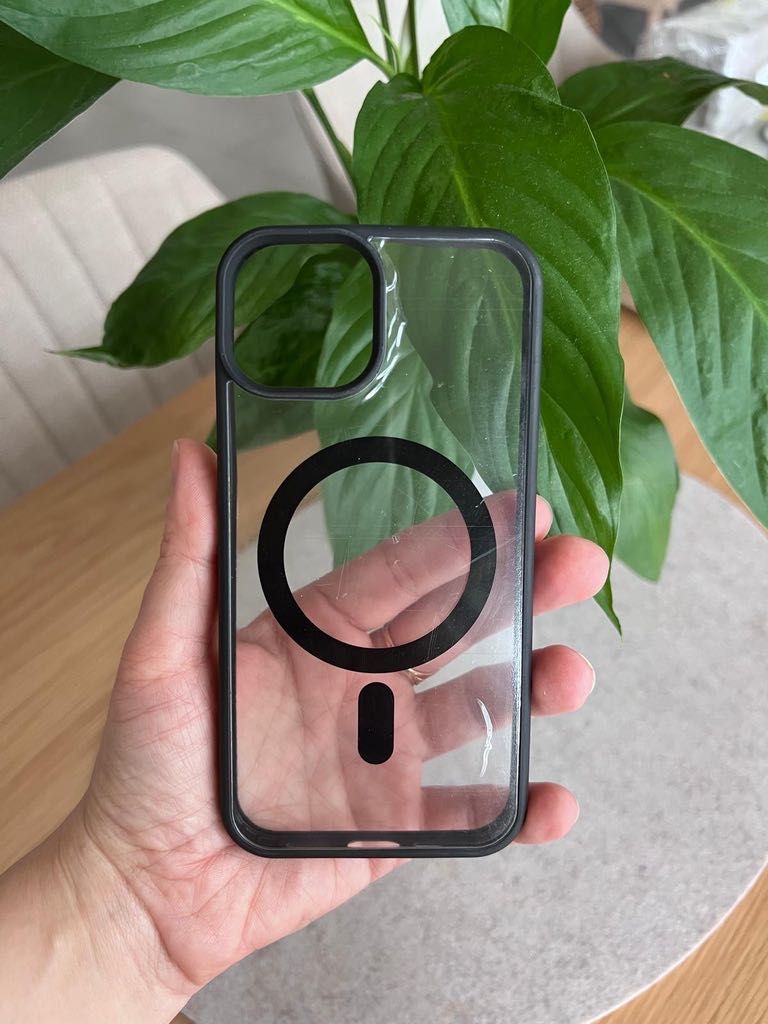 Etui iphone 14 czarne/różowe/szare/transparentne /iPhone 14 PRO czarne