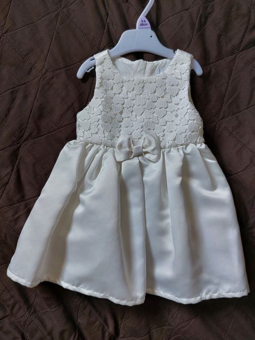 Śliczna biało-kremowa sukienka do chrztu 68 +gratisy