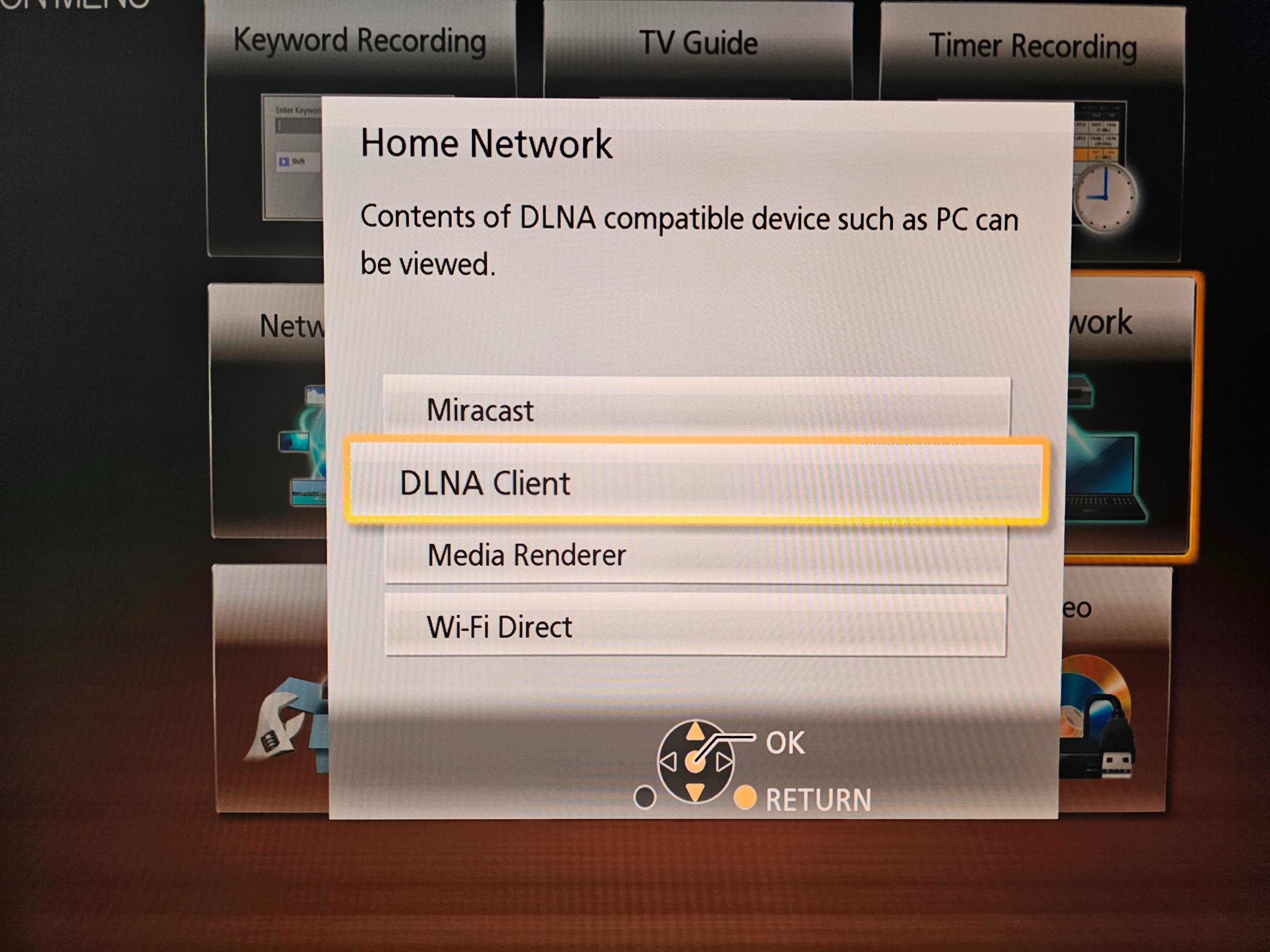 Blu-Ray DVD рекордер Panasonic DMR-BST855 SAT, WiFi, LAN, USB, DLNA