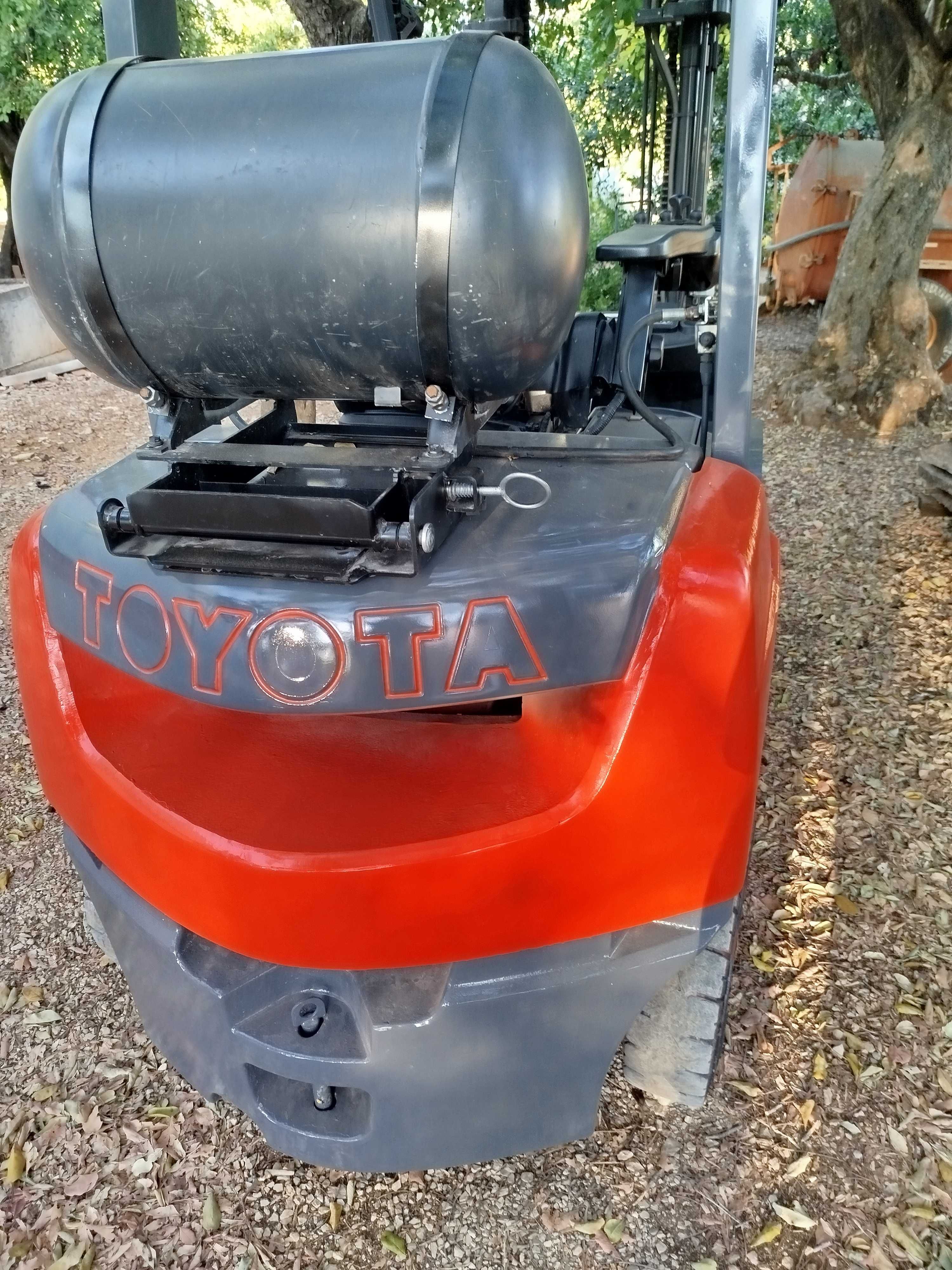 Empilhador Toyota