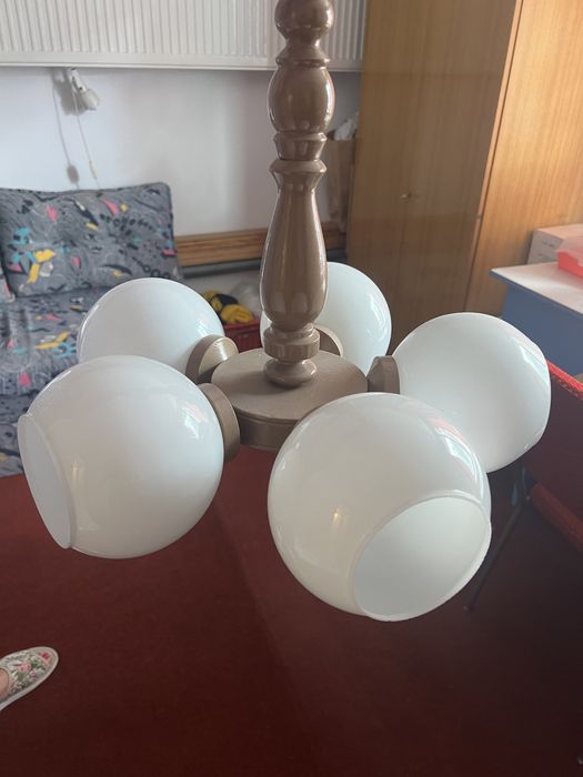 Żyrandol i 2 karnisze