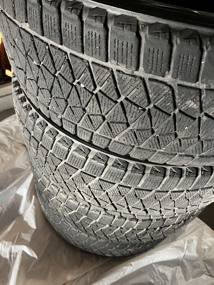 Шины Bridgestone Blizzak 215 / 60 R17 96S