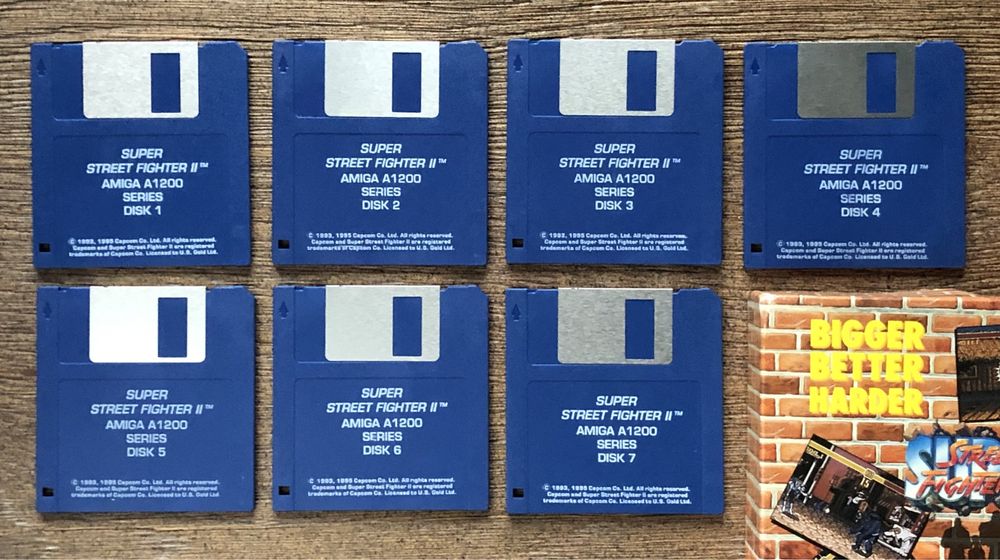Gra Super Street Fighter II Commodore AMIGA 1200 retro dyskietki BOX